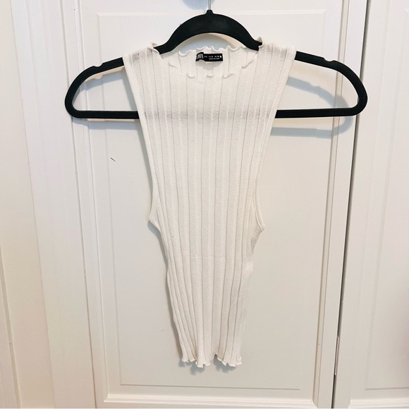 Zara Ribbed Halter Top - Picture 8 of 10